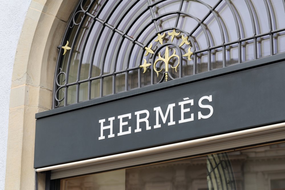 Hermes впервые возглавил рейтинг самых дорогих fashion-брендов