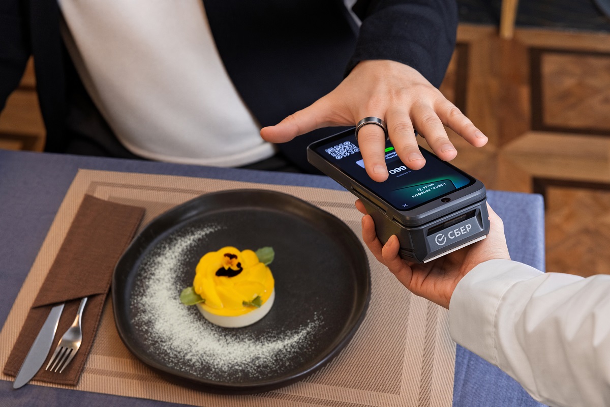 Sber Smart Ring получил бесконтактную оплату через «Вжух»