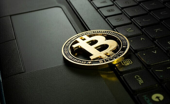 Российские банки усилили контроль за продажей USDT за наличные