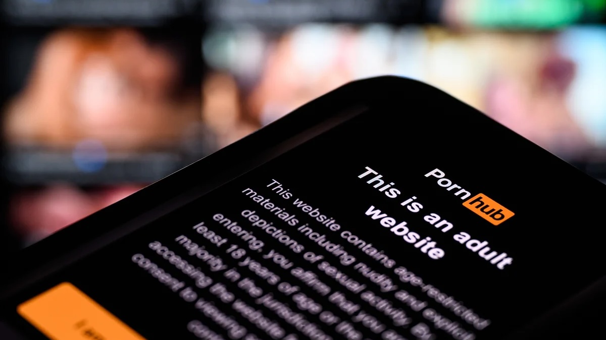 Pornhub расширяет тематику и запускает видео об играх, спорте и путешествиях