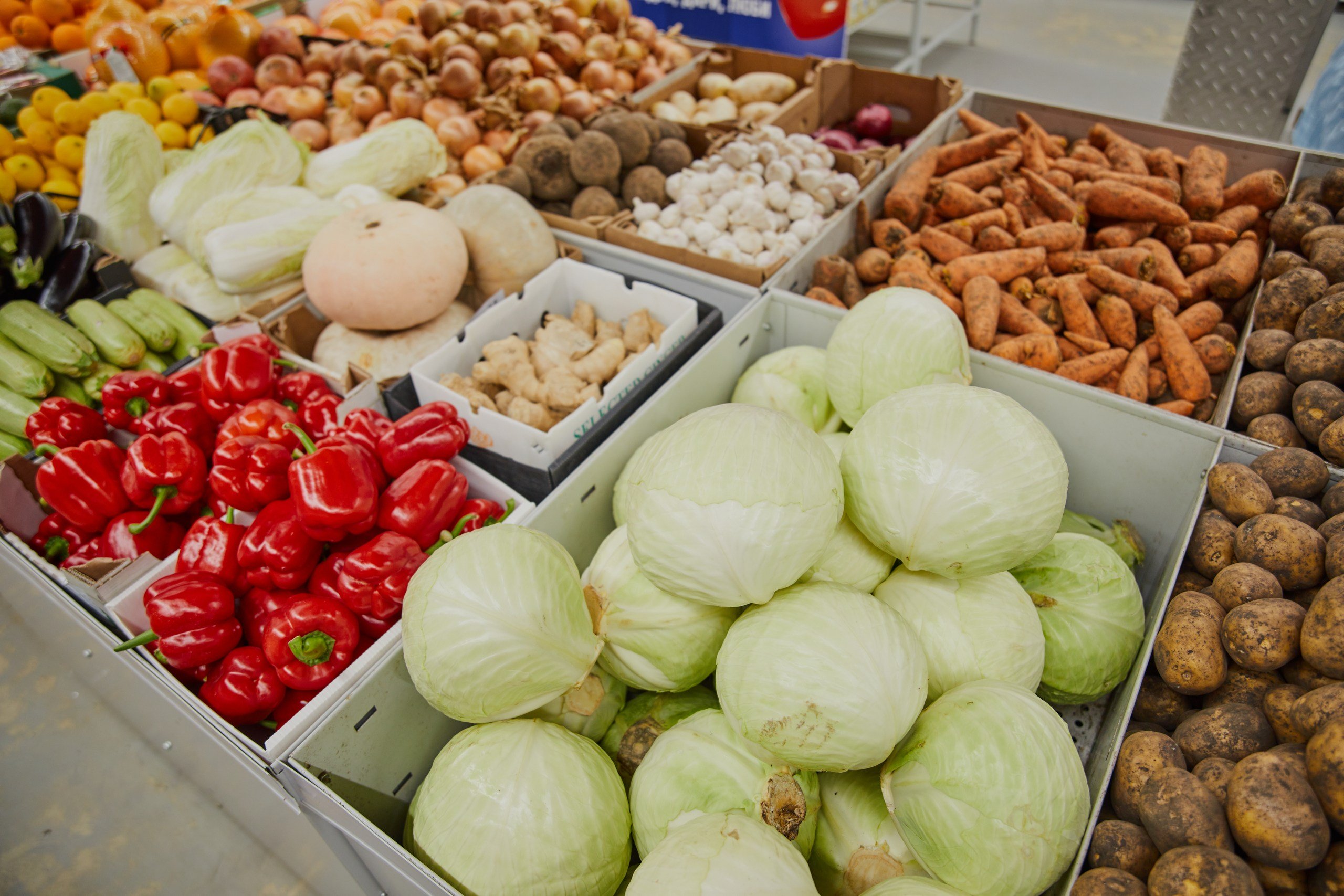 АКОРТ: социально значимые продукты в сентябре подешевели на 1,6% за год