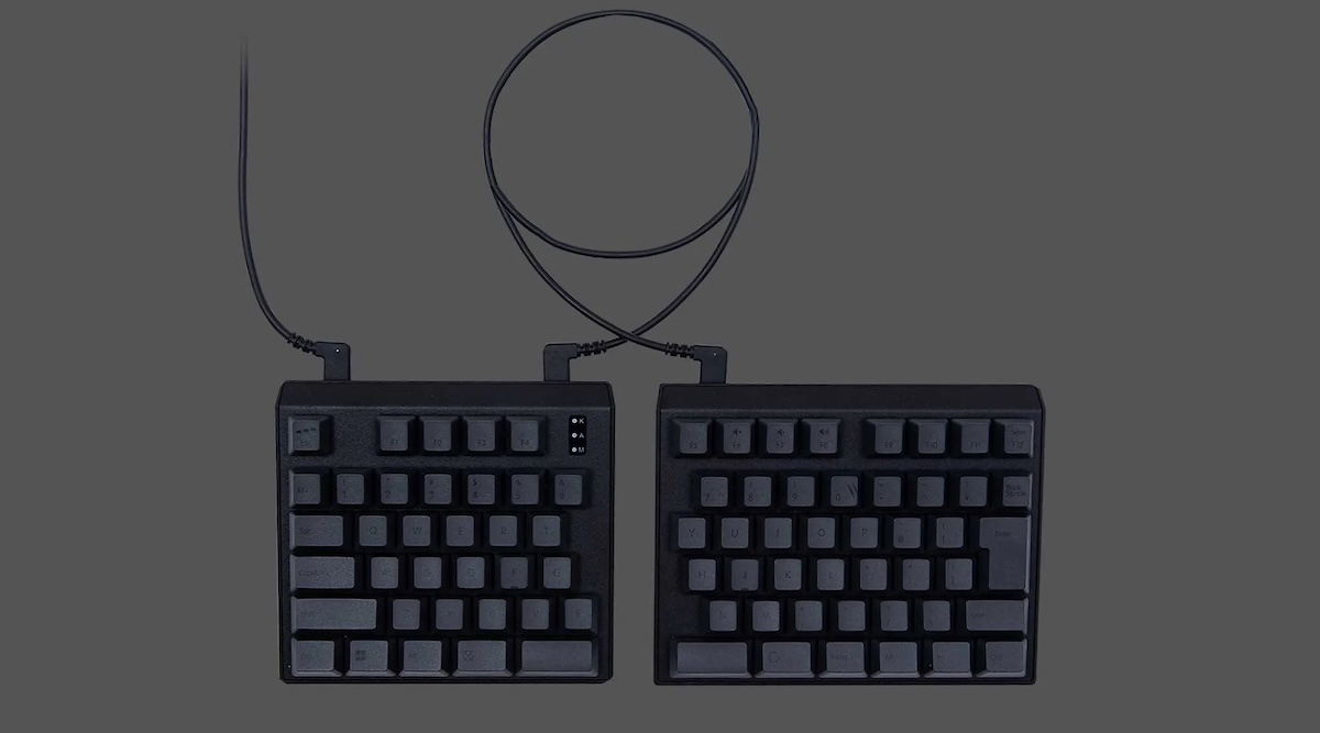 Realforce представила раздельную клавиатуру RS1 с бесшумными переключателями